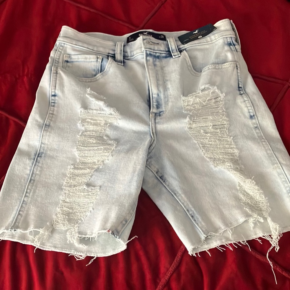 Hollister shorts size 3/26 new with tags color stonewash for girls /women